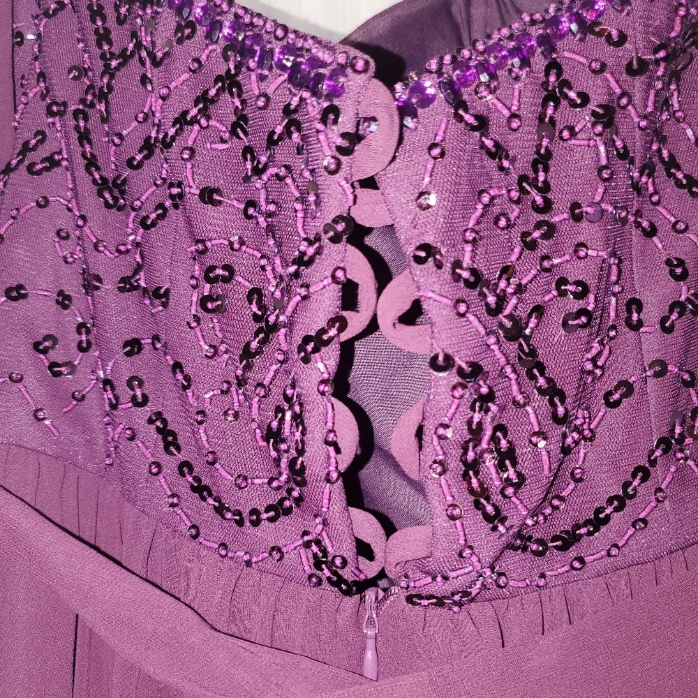 Prom Dress - Picture 2 of 4